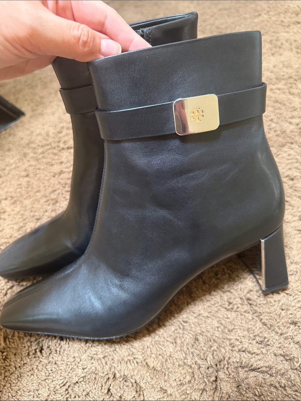 Tory Burch Georgia Black Leather Ankle boots in size 9.5 - Picture 3 of 6